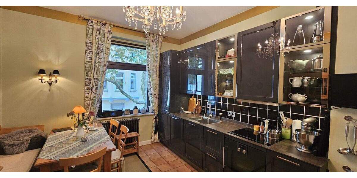 Etagenwohnung Essen Huttrop - 3 Zimmer, 87 m&sup2;, 250.000&euro; | Angebot:25687107