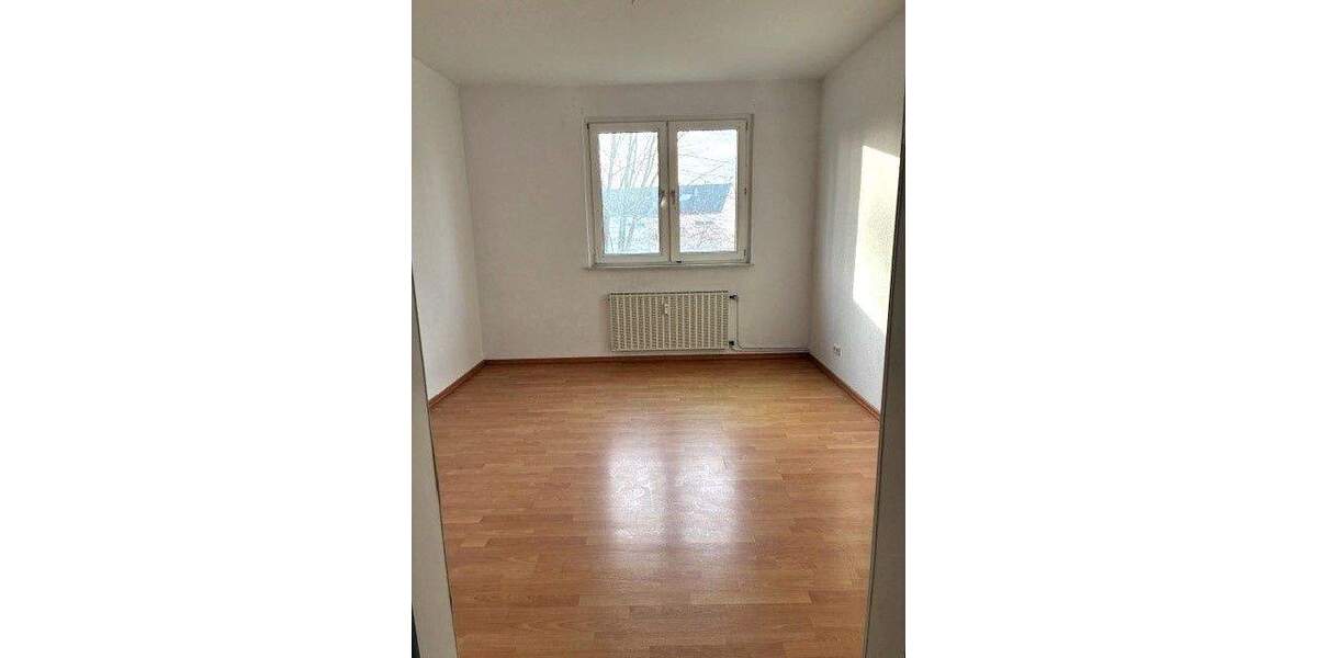 Zimmer Gelsenkirchen Scholven - 3 Zimmer, 61 m&sup2;, 399&euro; | Angebot:25745560