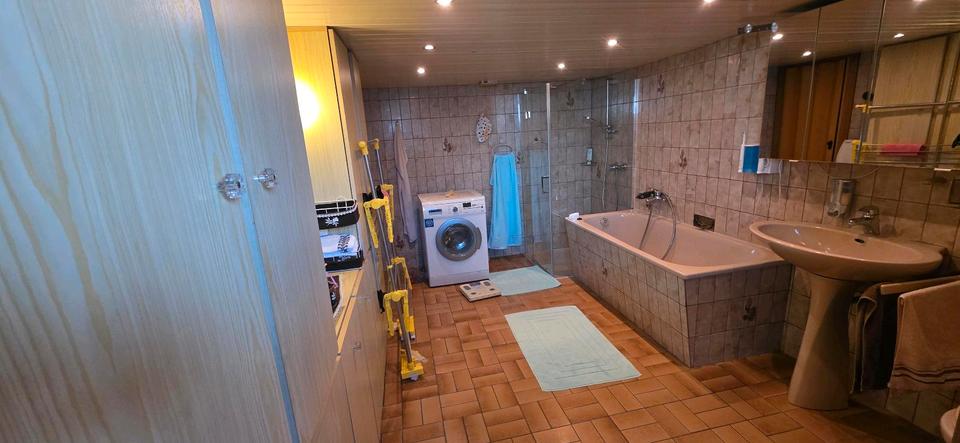 Mehrfamilienhaus, Wohnhaus Gelsenkirchen Gelsenkirchen-Nord - 5 Zimmer, 163 m&sup2;, 409.000&euro; | Angebot:25044755