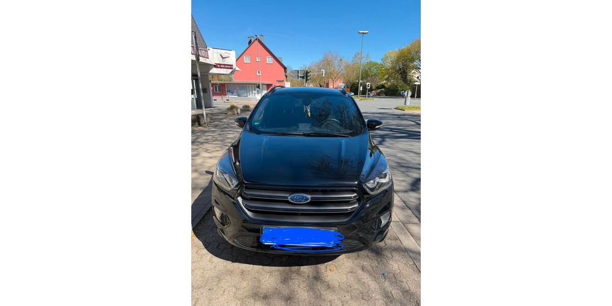 Ford Kuga 90.000 km 15.400 &euro; Bochum 44803