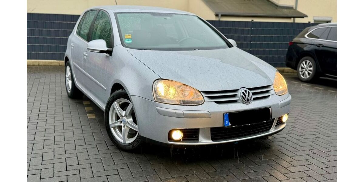 VW Golf 150.000 km 3.799 &euro; Selm 59379