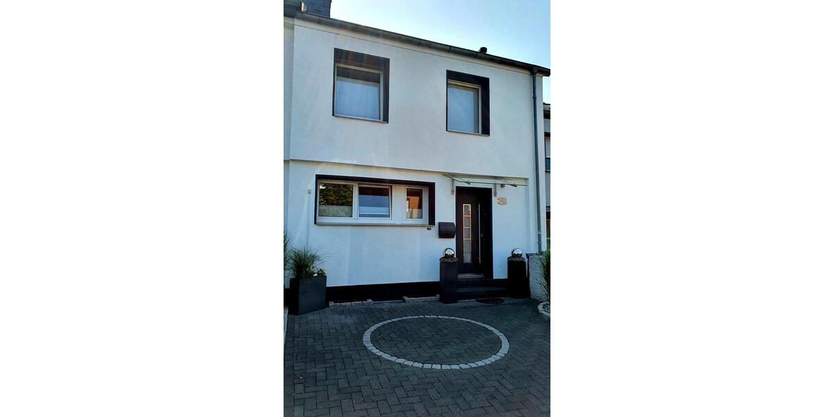 Reihenhaus Essen Stadtbezirk VII - 5 Zimmer, 91 m&sup2;, 380.000&euro; | Angebot:24978031