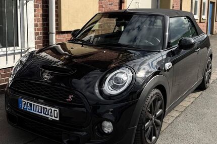 Mini Cooper S Cabrio 61.500 km 23.500 &euro; Bochum 44805