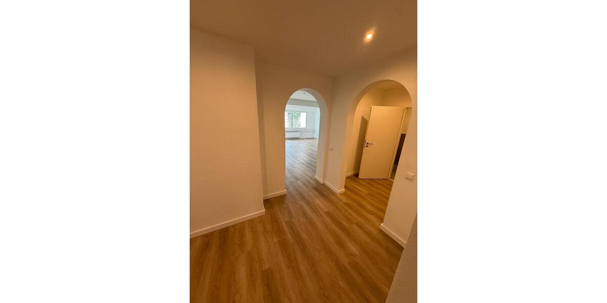 Erdgeschoßwohnung Bottrop Ebel - 5 Zimmer, 135 m&sup2;, 1.790&euro; | Angebot:25898932