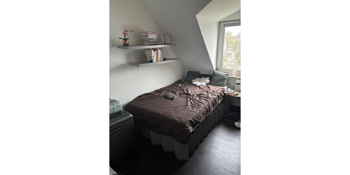 Dachgeschoßwohnung Dortmund Hörde - 1 Zimmer, 25 m&sup2;, 335&euro; | Angebot:25921592