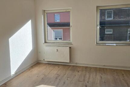 Wohnung Gelsenkirchen - 2 Zimmer, 51 m&sup2;, 410&euro; | Angebot:25720446