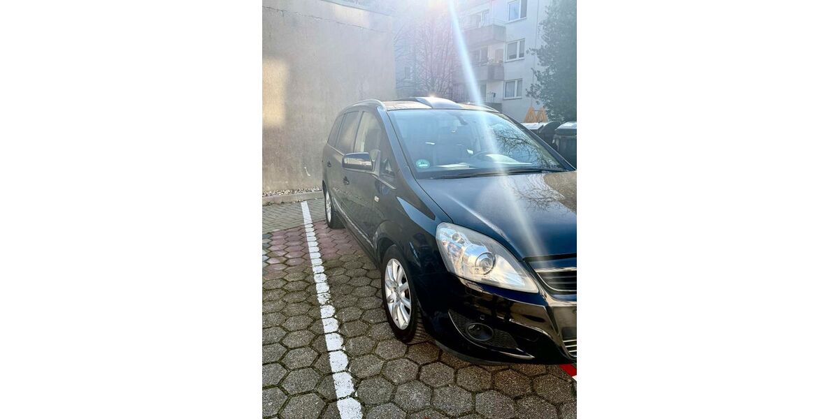 Opel Zafira 174.000 km 3.550 &euro; Essen 45141