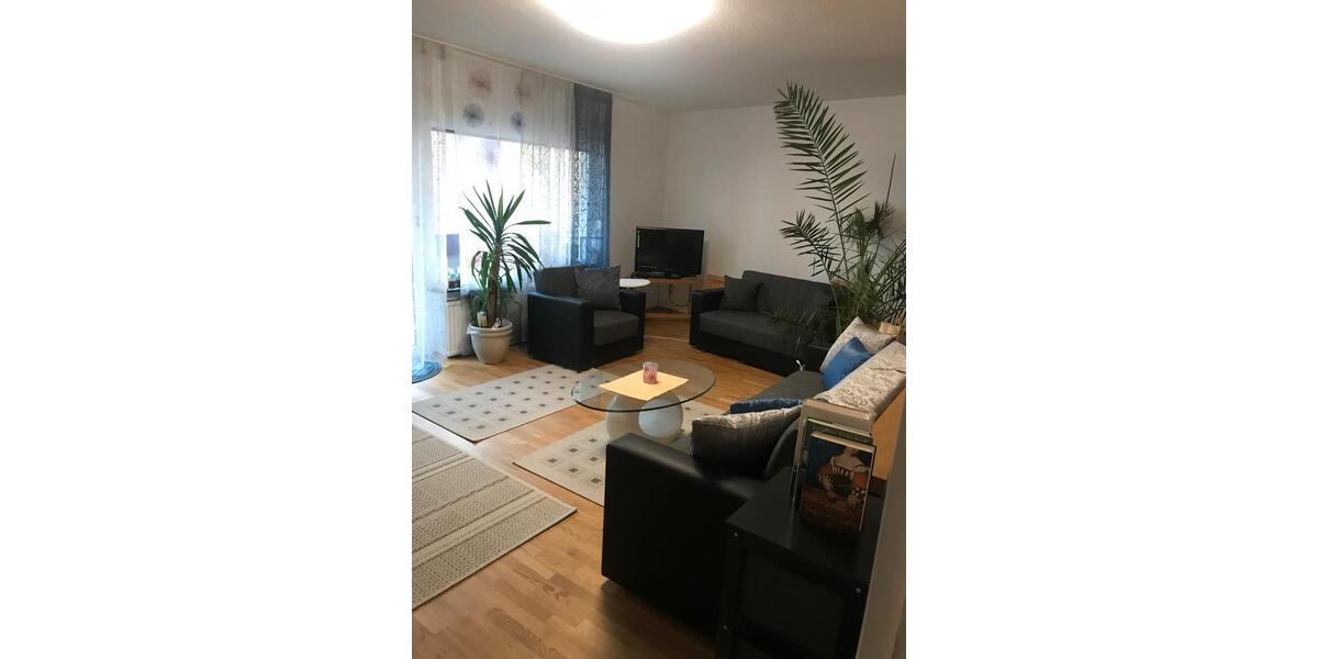 Etagenwohnung Bochum - 3 Zimmer, 81 m&sup2;, 930&euro; | Angebot:25871341