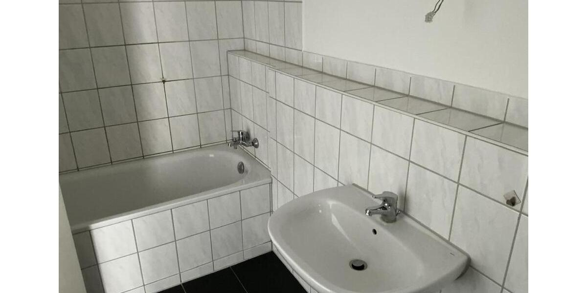 Etagenwohnung Velbert Velbert-Mitte - 2 Zimmer, 67 m&sup2;, 489&euro; | Angebot:24869543