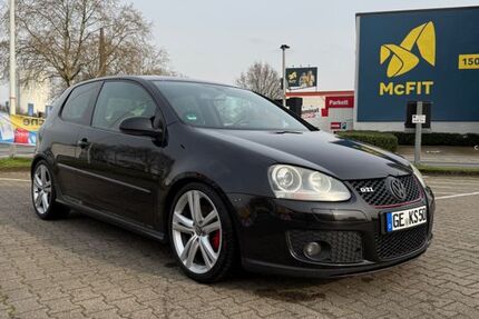 VW Golf 230.000 km 6.499 &euro; Gelsenkirchen 45879