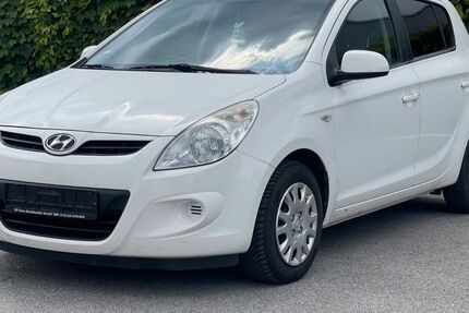 Hyundai i20 213.000 km 3.650 &euro; Wuppertal 42389