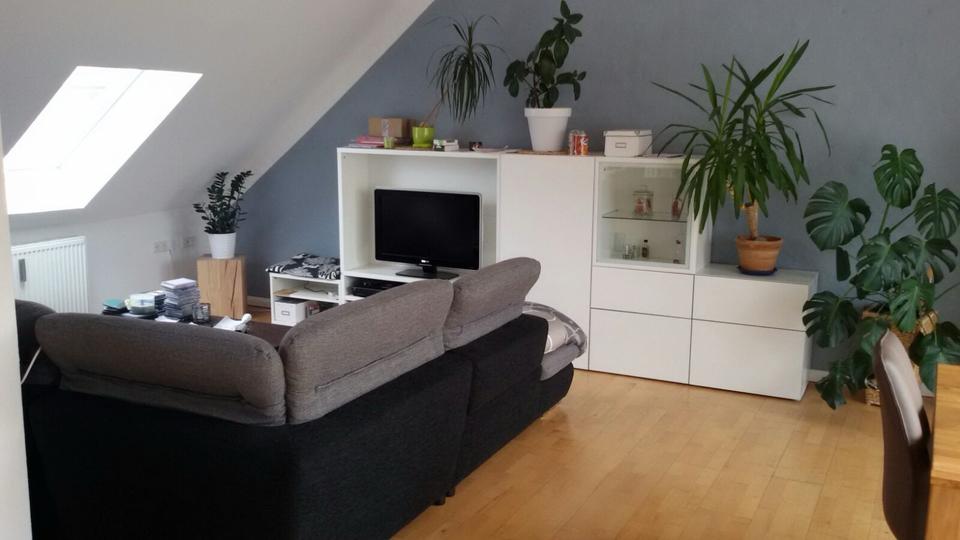 Dachgeschoßwohnung Bochum Günnigfeld - 2.5 Zimmer, 100 m&sup2;, 730&euro; | Angebot:26621352