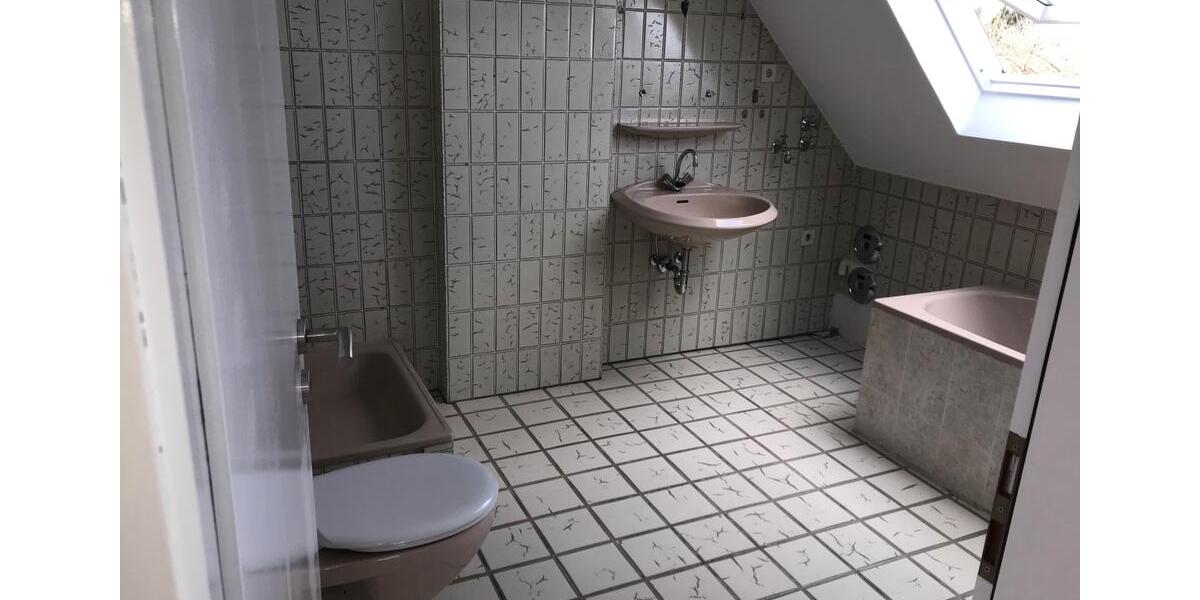 Dachgeschoßwohnung Dortmund Hörde - 1.5 Zimmer, 43 m&sup2;, 125.000&euro; | Angebot:25948283