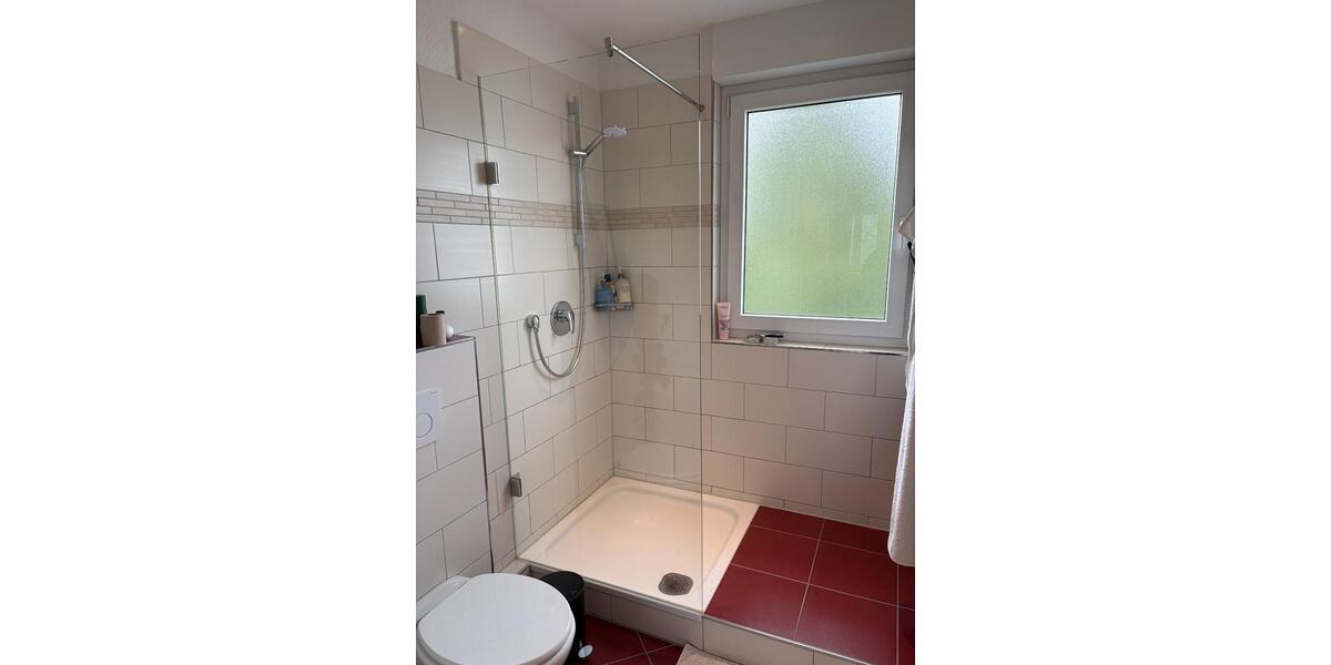 Dachgeschoßwohnung Hattingen Niederbonsfeld - 3.5 Zimmer, 98 m&sup2;, 1.025&euro; | Angebot:25920041