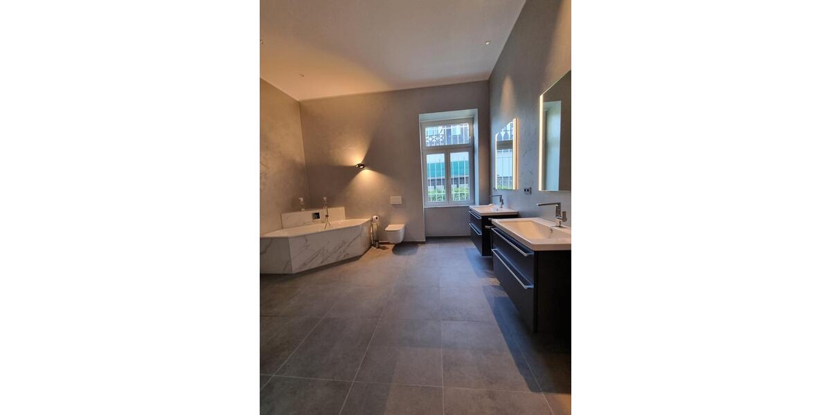 Erdgeschoßwohnung Wuppertal Gemarkung Langerfeld - 4 Zimmer, 200 m&sup2;, 3.000&euro; | Angebot:25394175