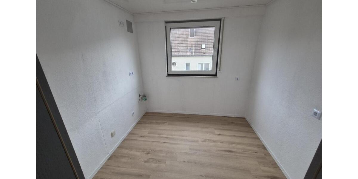 Dachgeschoßwohnung Dortmund Brackel - 3 Zimmer, 963&euro; | Angebot:25723644