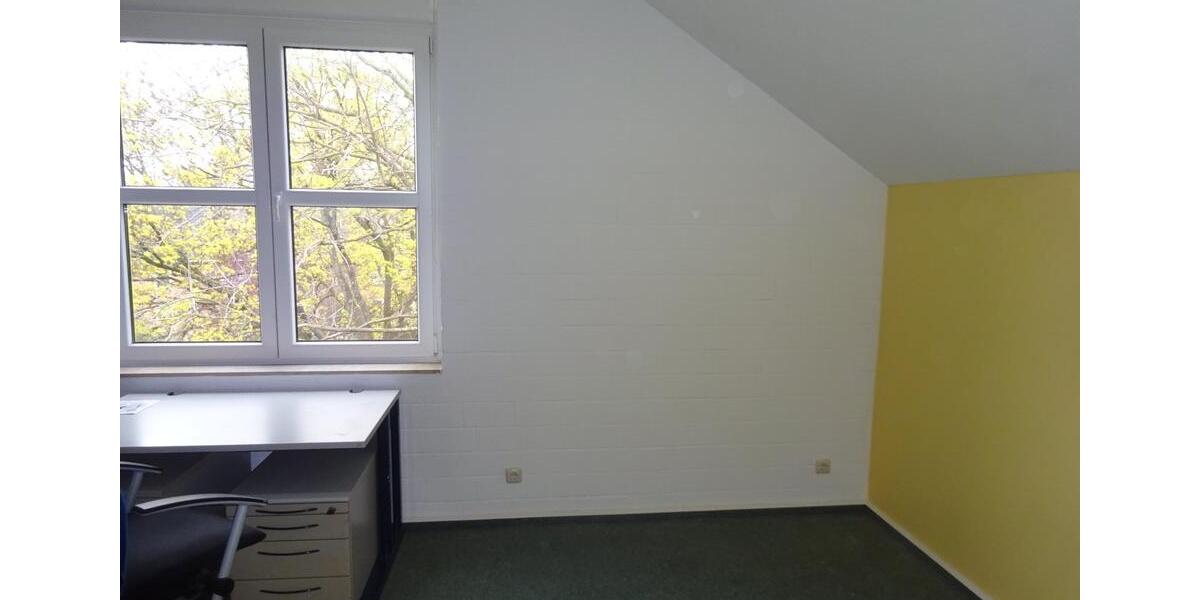 Dachgeschoßwohnung Dortmund Hombruch - 1 Zimmer, 30 m&sup2;, 350&euro; | Angebot:26023966