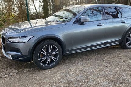 Volvo V90 Cross Country 198.000 km 22.900 &euro; Schwelm 58332