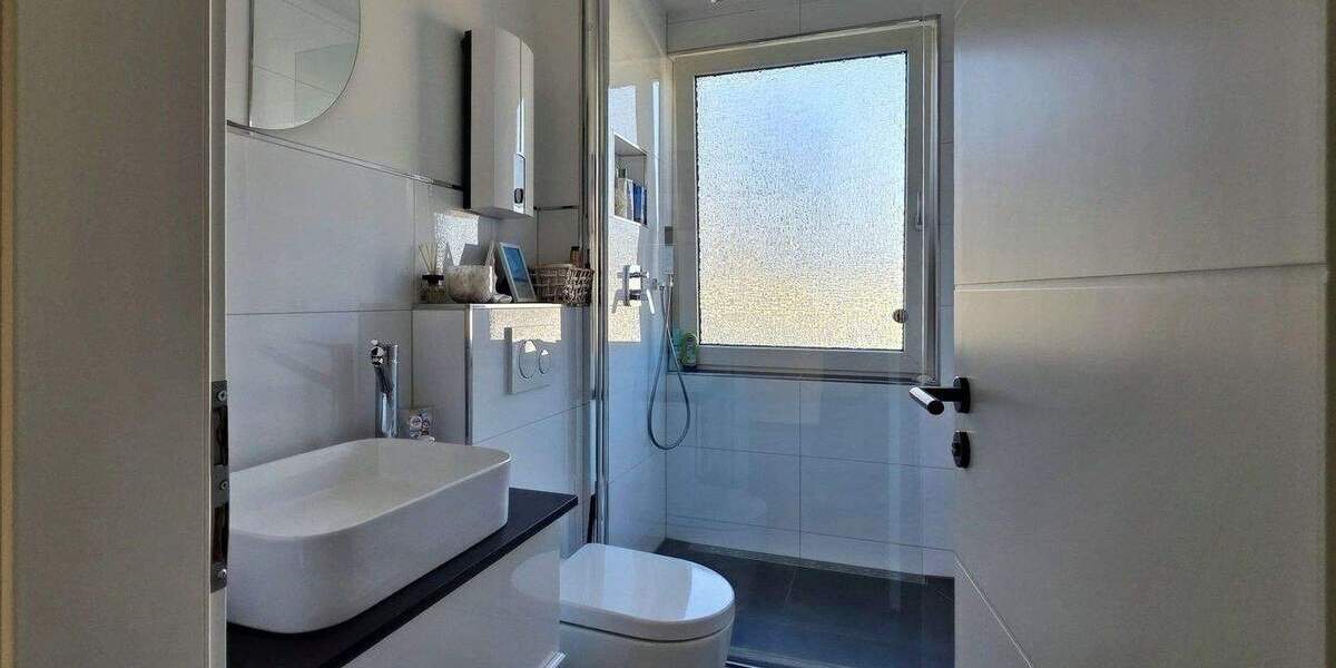 Etagenwohnung Bochum Wattenscheid - 3 Zimmer, 81 m&sup2;, 178.000&euro; | Angebot:25899384