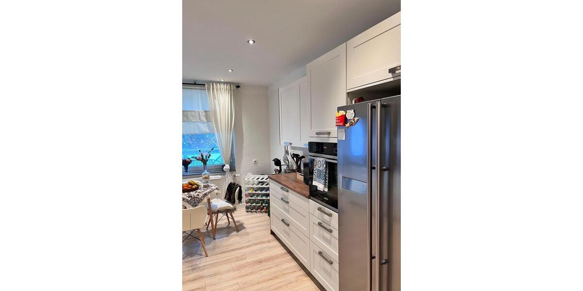 Etagenwohnung Essen Huttrop - 2.5 Zimmer, 75 m&sup2;, 800&euro; | Angebot:25931901