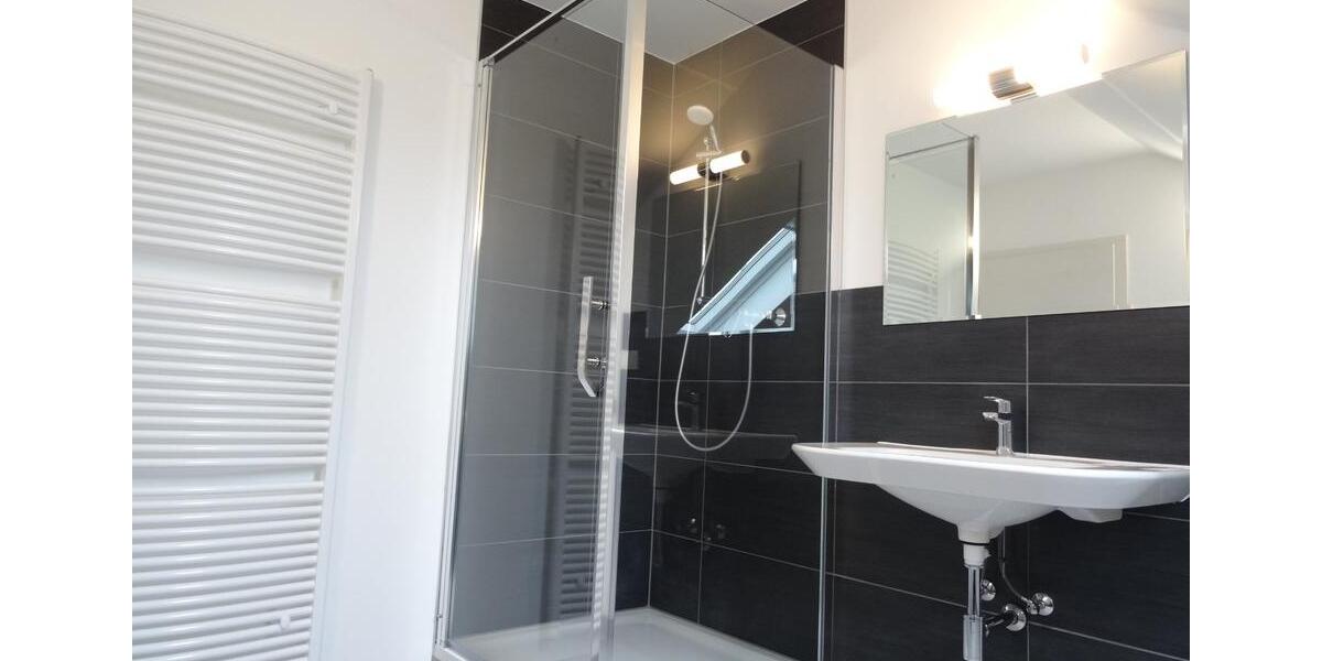 Dachgeschoßwohnung Bottrop - 2 Zimmer, 60 m&sup2;, 550&euro; | Angebot:26629583