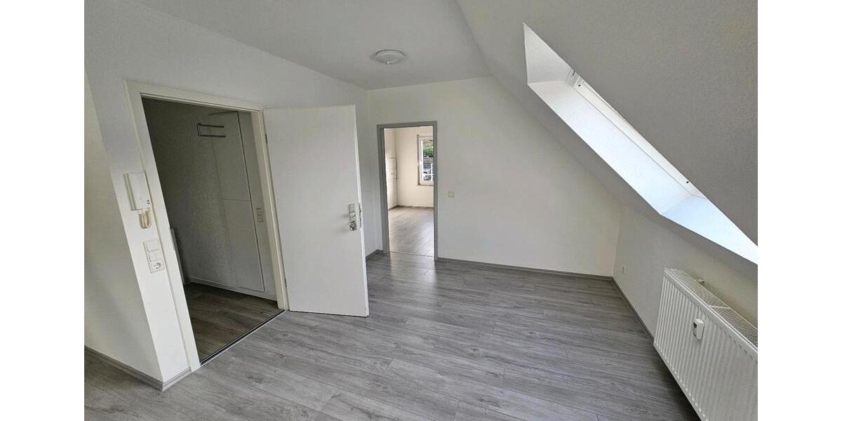 Dachgeschoßwohnung Hagen Hagen-Mitte - 1.5 Zimmer, 70 m&sup2;, 550&euro; | Angebot:25023226