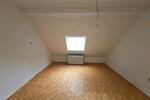 Dachgeschoßwohnung Gelsenkirchen Gelsenkirchen-Nord - 1 Zimmer, 90 m&sup2;, 817&euro; | Angebot:25891433