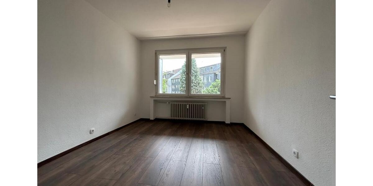 Etagenwohnung Essen Stadtbezirk III - 3 Zimmer, 68 m&sup2;, 790&euro; | Angebot:25058265