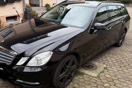Mercedes-Benz E 200 220.000 km 15.500 &euro; Herten 45701