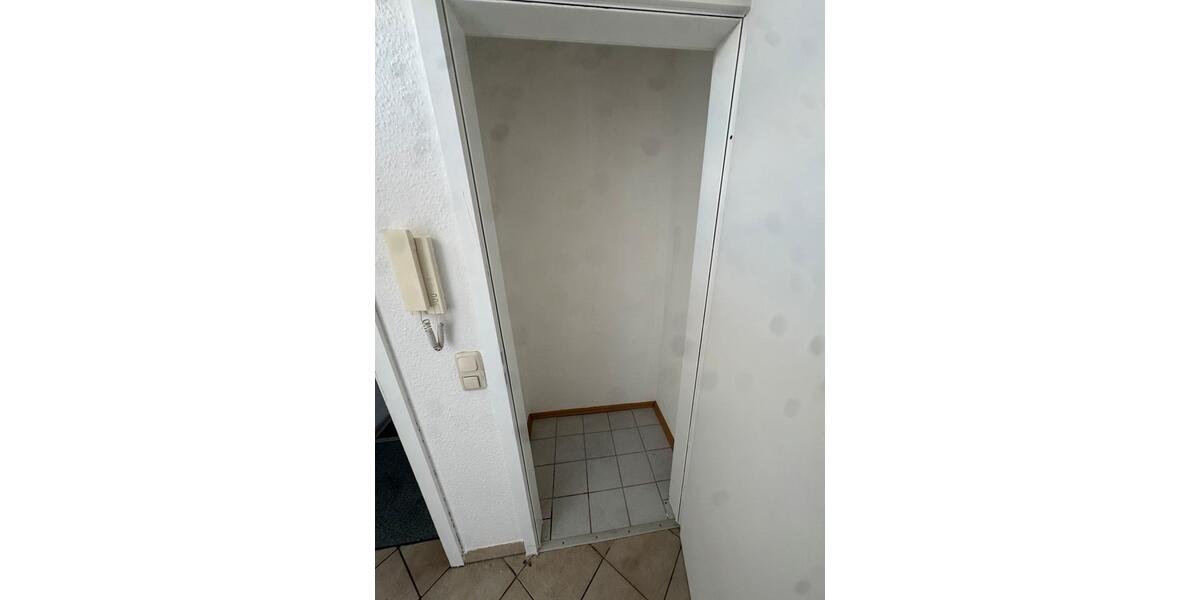 Dachgeschoßwohnung Gelsenkirchen Gelsenkirchen-West - 3.5 Zimmer, 85 m&sup2;, 515&euro; | Angebot:25918028