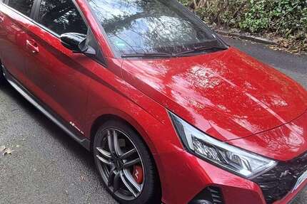 Hyundai i20 24.031 km 23.999 &euro; wuppertal 42289