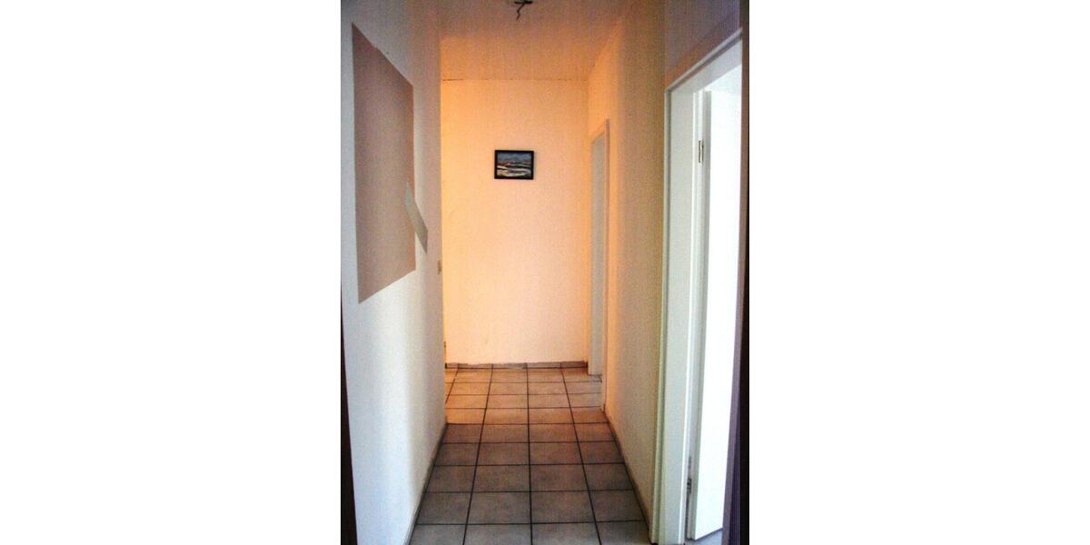 Dachgeschoßwohnung Gelsenkirchen Rotthausen - 3 Zimmer, 98 m&sup2;, 600&euro; | Angebot:26033838