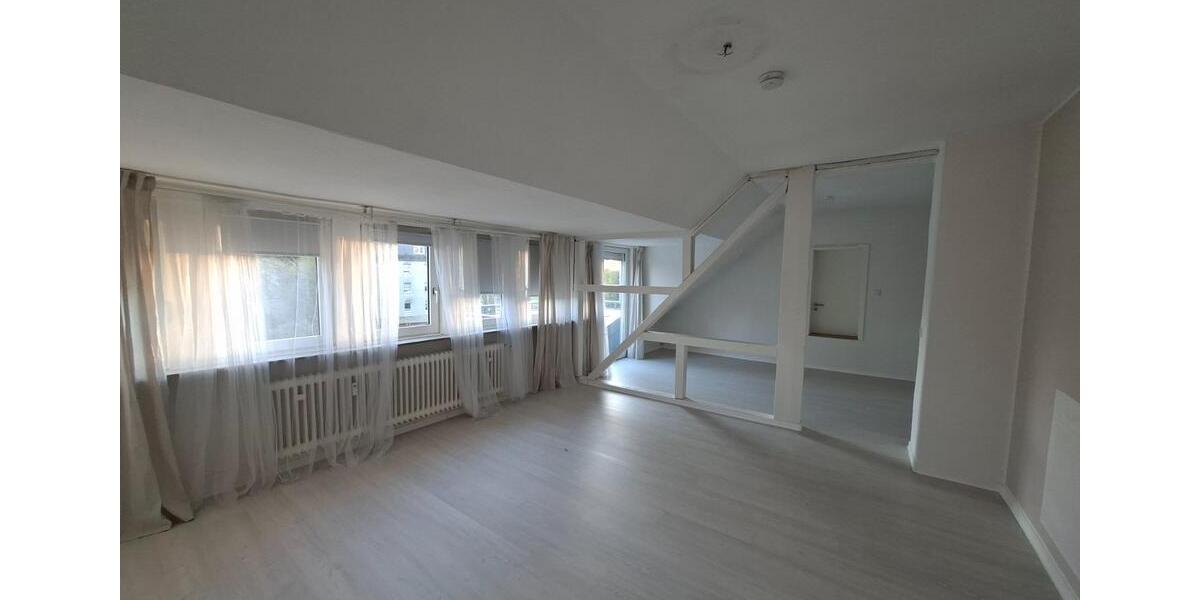 Dachgeschoßwohnung Gladbeck - 2 Zimmer, 73 m&sup2;, 511&euro; | Angebot:25936547