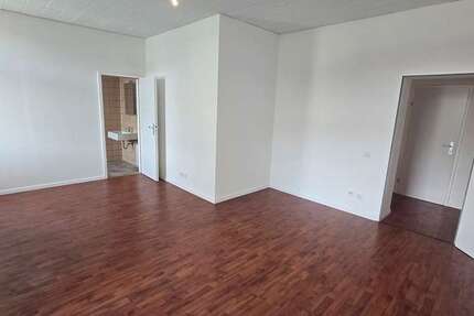 Wohnung Wuppertal Wichlinghausen - 2.5 Zimmer, 72 m&sup2;, 510&euro; | Angebot:26014220