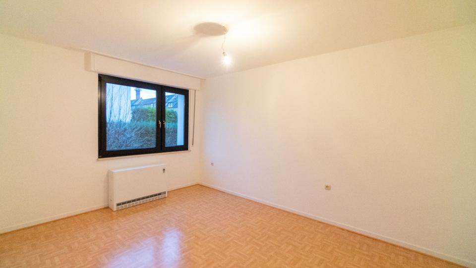 Erdgeschoßwohnung Essen Stadtbezirk V - 3.5 Zimmer, 66 m&sup2;, 480&euro; | Angebot:25754020