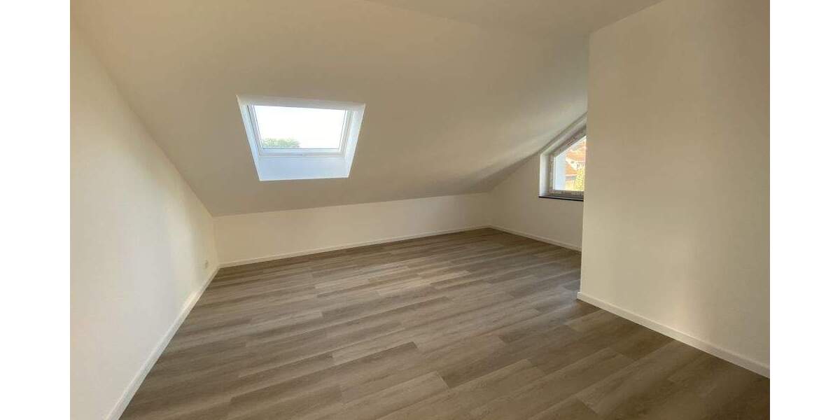 Etagenwohnung Herten / Westerholt Westerholt - 3 Zimmer, 135 m&sup2;, 1.250&euro; | Angebot:25663813