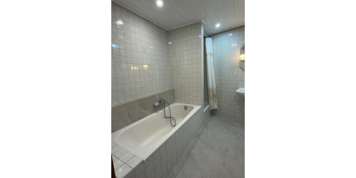 Erdgeschoßwohnung Waltrop - 4 Zimmer, 111 m&sup2;, 1.110&euro; | Angebot:26256367