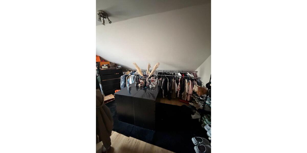 Dachgeschoßwohnung Gelsenkirchen Rotthausen - 3.5 Zimmer, 78 m&sup2;, 810&euro; | Angebot:25046374