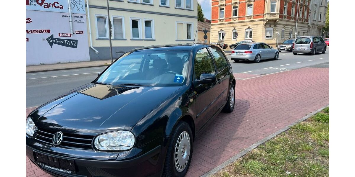 VW Golf 202.000 km 1.790 &euro; Recklinghausen 45657