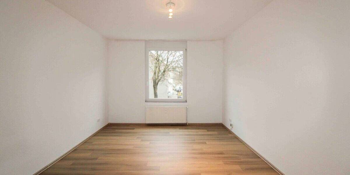 Etagenwohnung Essen Steele - 4 Zimmer, 102 m&sup2;, 135.000&euro; | Angebot:26082918
