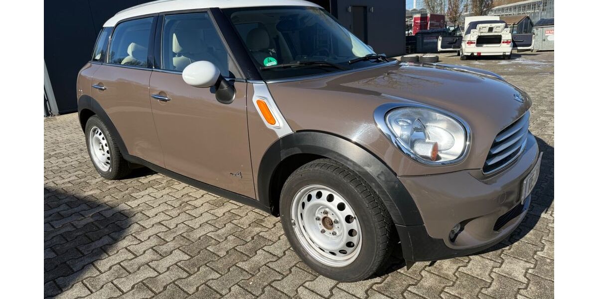 Mini Countryman D (Cooper) 153.746 km 4.499 &euro; Haltern am See 45721