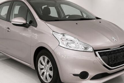 Peugeot 208 112.958 km 5.999 &euro; Recklinghausen 45661