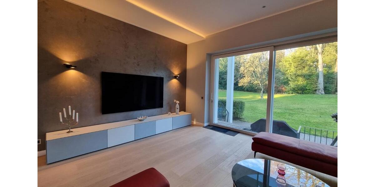 Erdgeschoßwohnung Wuppertal Gemarkung Langerfeld - 4 Zimmer, 200 m&sup2;, 3.000&euro; | Angebot:25394175