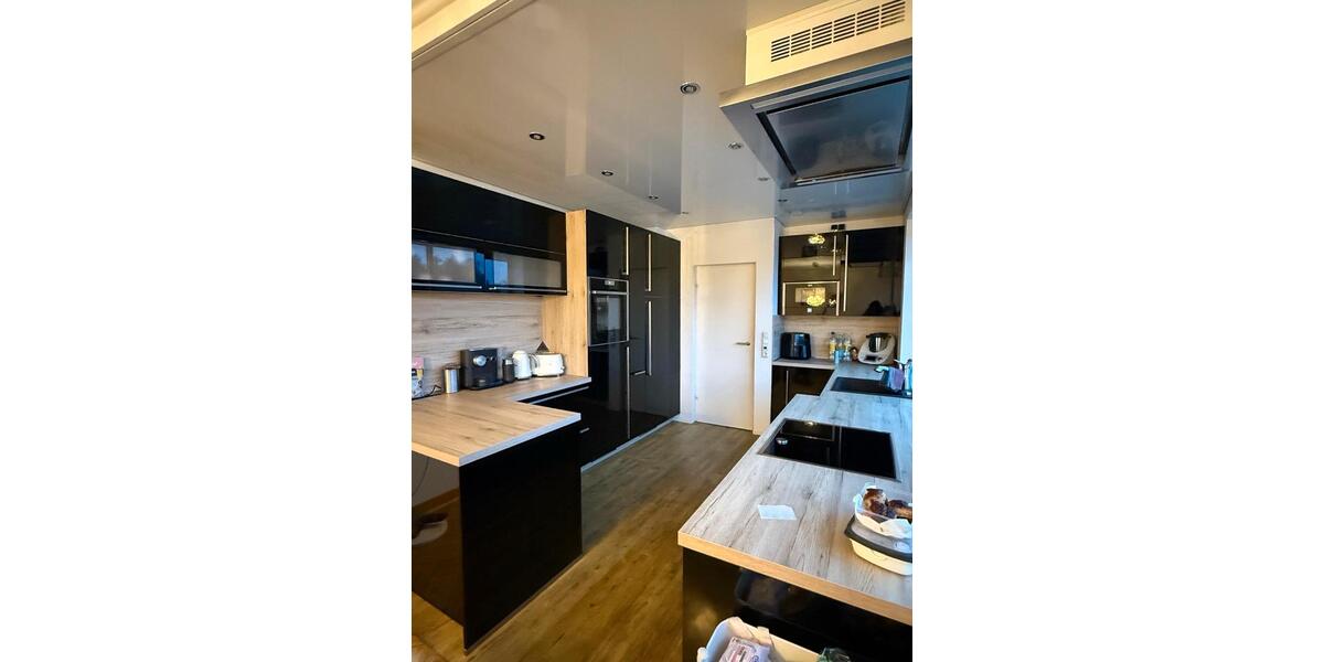 Maisonettenwohnung Essen Stadtbezirk IV - 3.5 Zimmer, 176 m&sup2;, 1.250&euro; | Angebot:25987307