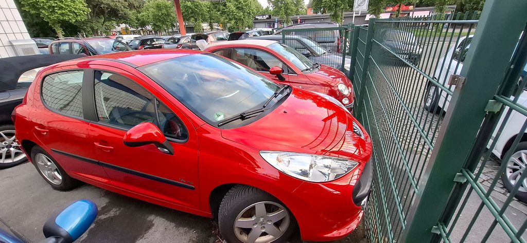 Peugeot 207 68.800 km 3.990 &euro; Dortmund 44339