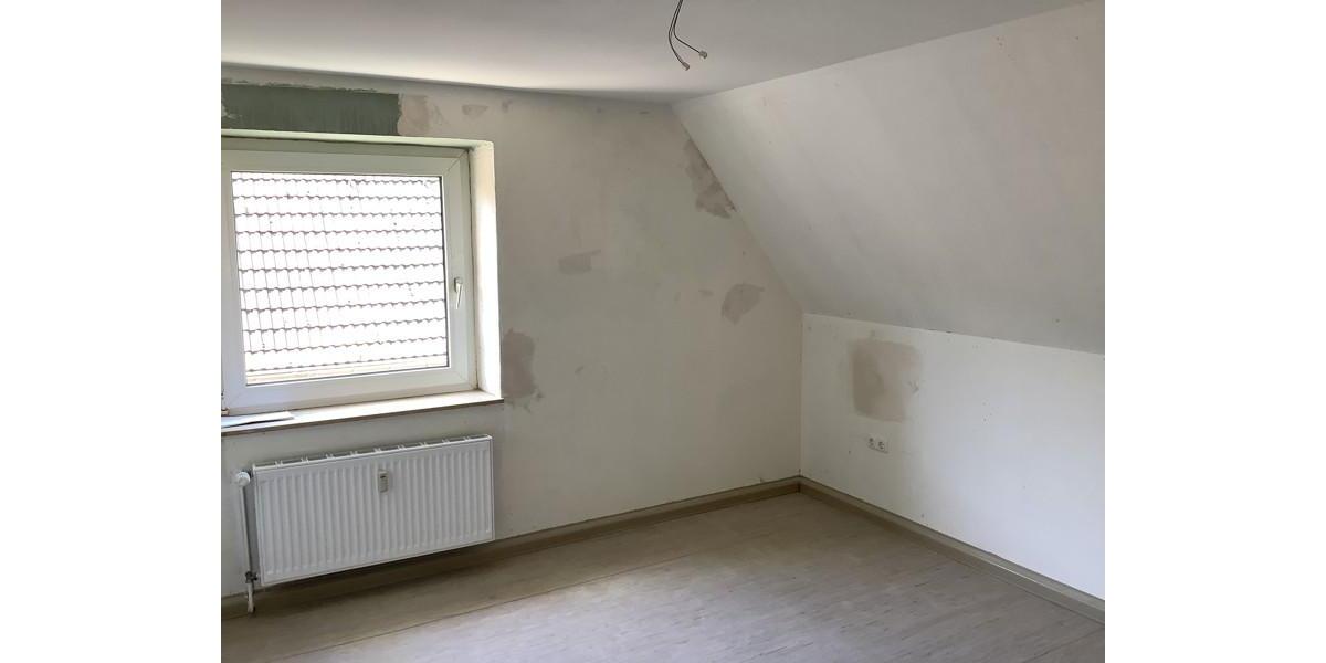 Dachgeschoßwohnung Gladbeck Brauck - 3.5 Zimmer, 56 m&sup2;, 419&euro; | Angebot:24126550