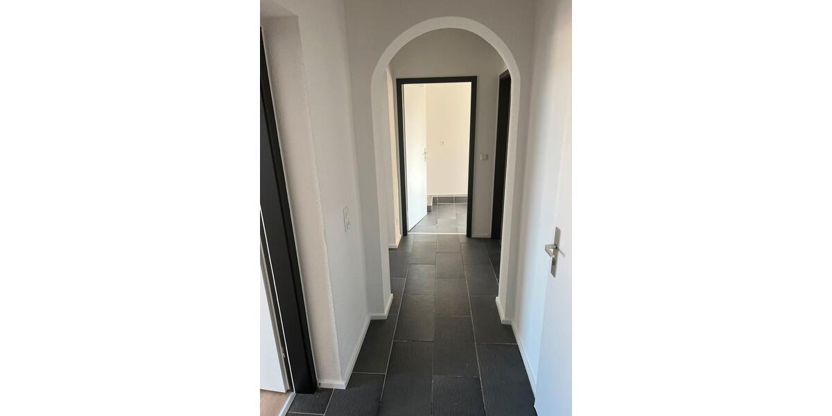 Etagenwohnung Wuppertal Gemarkung Langerfeld - 3 Zimmer, 83 m&sup2;, 730&euro; | Angebot:24850385