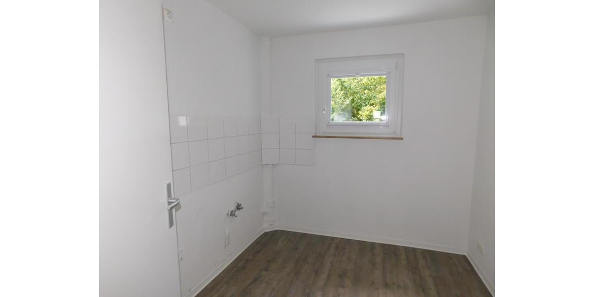 Erdgeschoßwohnung Essen Stadtbezirk VIII - 3 Zimmer, 65 m&sup2;, 783&euro; | Angebot:25928348