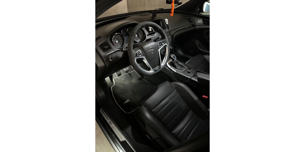 Opel Insignia 128.000 km 13.800 &euro; Wuppertal 42289