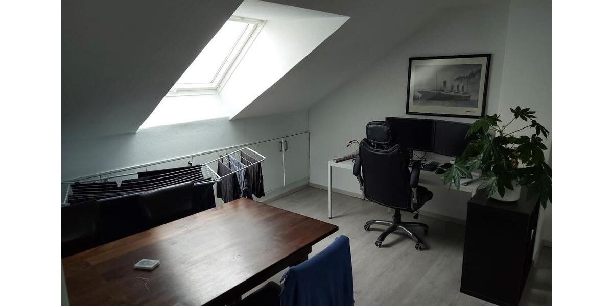 Dachgeschoßwohnung Waltrop - 2.5 Zimmer, 52 m&sup2;, 420&euro; | Angebot:26005021